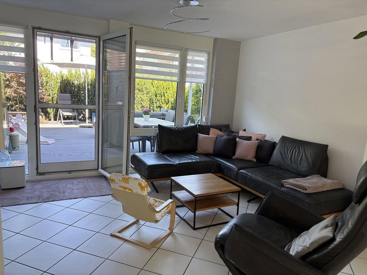 Prodej domu 115 m², pozemek 185 m², Remseck am Neckar, Bádensko-Württembersko Prodej domu 115 m², pozemek 185 m², Remseck am Neckar, Bádensko-Württembersko