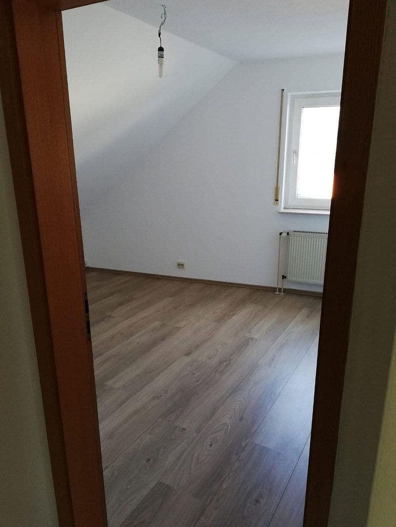 Prodej bytu 5+1 109 m², Sachsenhäuserstr. 5, Lautertal (Odenwald), Hessen Prodej bytu 5+1 109 m², Sachsenhäuserstr. 5, Lautertal (Odenwald), Hessen