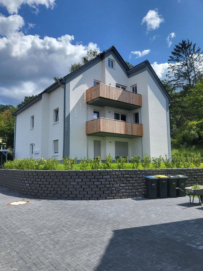 Pronájem bytu 3+1 113 m², Eilsenerstraße 23, Obernkirchen, Dolní Sasko Pronájem bytu 3+1 113 m², Eilsenerstraße 23, Obernkirchen, Dolní Sasko