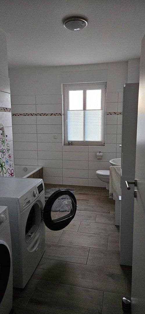Pronájem bytu 3+1 113 m², Eilsenerstraße 23, Obernkirchen, Dolní Sasko Pronájem bytu 3+1 113 m², Eilsenerstraße 23, Obernkirchen, Dolní Sasko