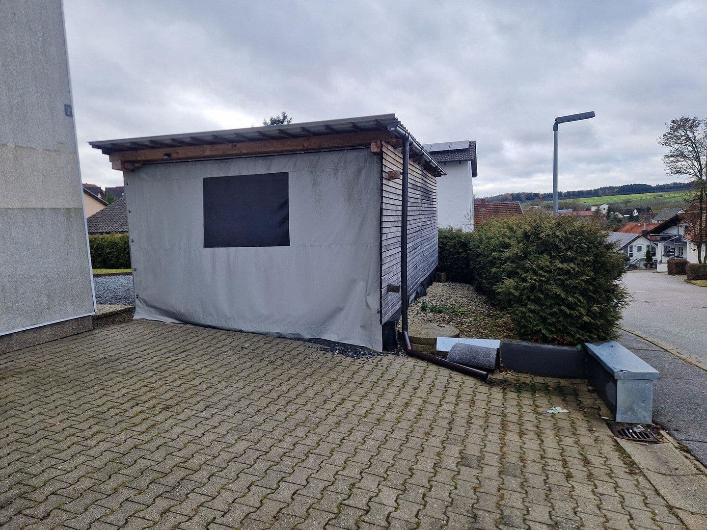 Prodej domu 130 m², pozemek 740 m², Querstrasse 7, Rottenburg a. d. Laaber, Bavorsko Prodej domu 130 m², pozemek 740 m², Querstrasse 7, Rottenburg a. d. Laaber, Bavorsko