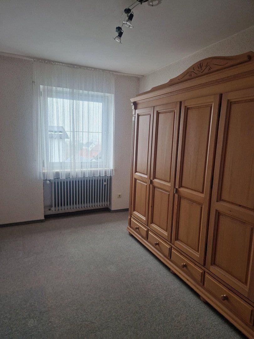 Prodej domu 130 m², pozemek 740 m², Querstrasse 7, Rottenburg a. d. Laaber, Bavorsko Prodej domu 130 m², pozemek 740 m², Querstrasse 7, Rottenburg a. d. Laaber, Bavorsko