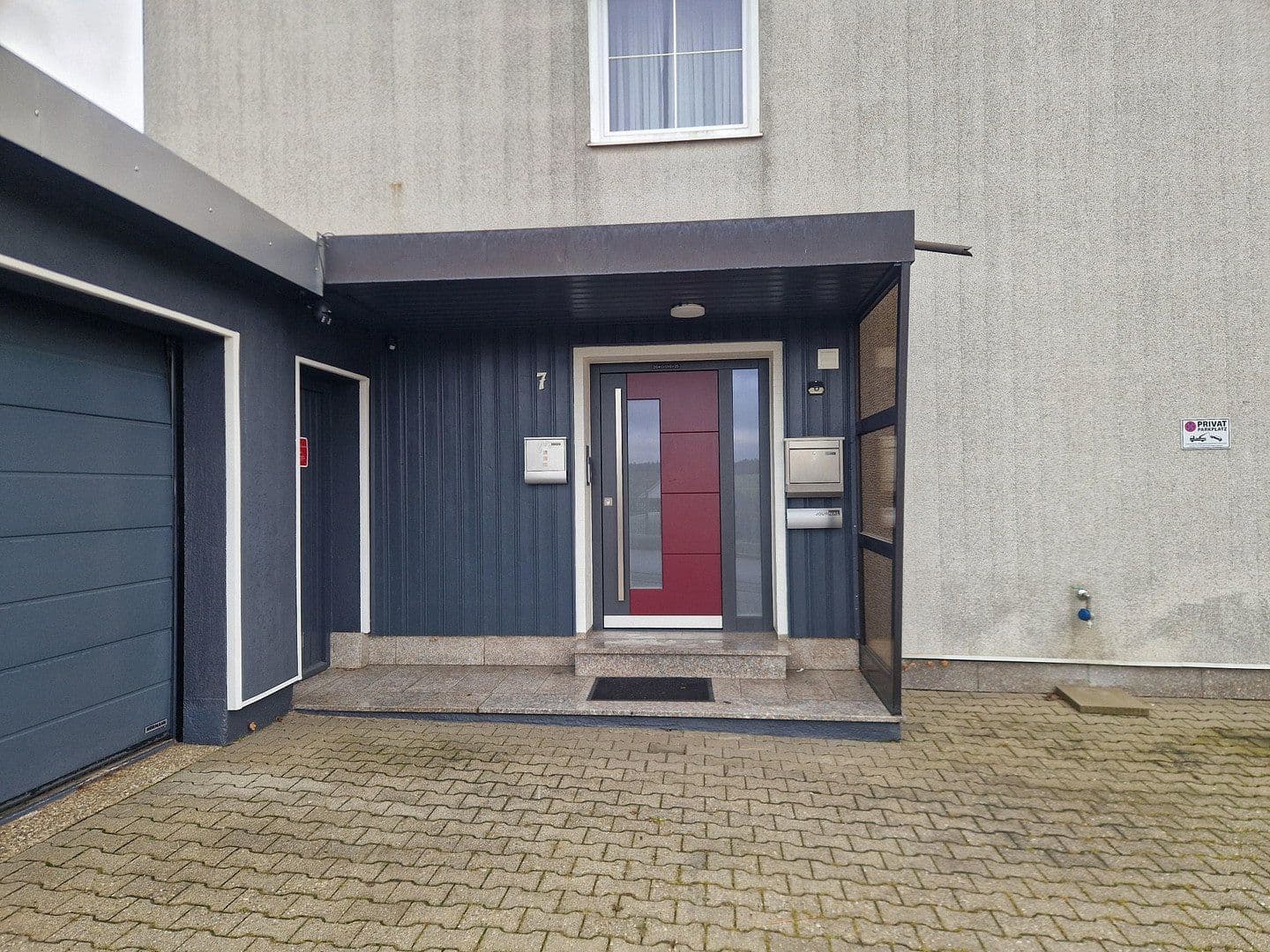 Prodej domu 130 m², pozemek 740 m², Querstrasse 7, Rottenburg a. d. Laaber, Bavorsko Prodej domu 130 m², pozemek 740 m², Querstrasse 7, Rottenburg a. d. Laaber, Bavorsko