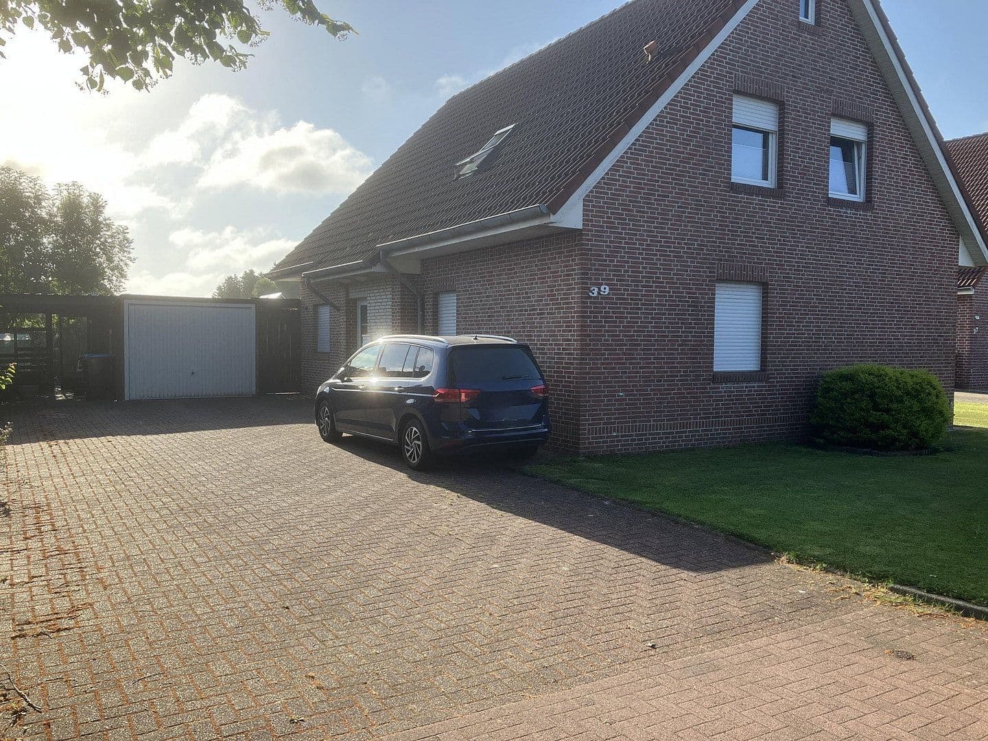Prodej domu 140 m², pozemek 571 m², Hoffmannstraße 39, Ostrhauderfehn, Dolní Sasko Prodej domu 140 m², pozemek 571 m², Hoffmannstraße 39, Ostrhauderfehn, Dolní Sasko