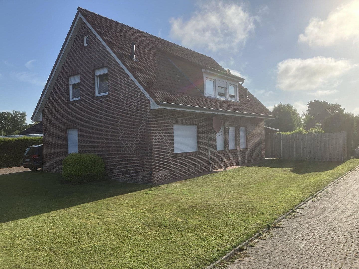 Prodej domu 140 m², pozemek 571 m², Hoffmannstraße 39, Ostrhauderfehn, Dolní Sasko Prodej domu 140 m², pozemek 571 m², Hoffmannstraße 39, Ostrhauderfehn, Dolní Sasko