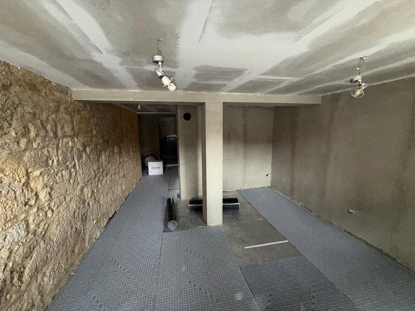 Prodej domu 125 m², pozemek 67 m², Kirchplatz 6 a, Dornburg-Camburg, Durynsko Prodej domu 125 m², pozemek 67 m², Kirchplatz 6 a, Dornburg-Camburg, Durynsko