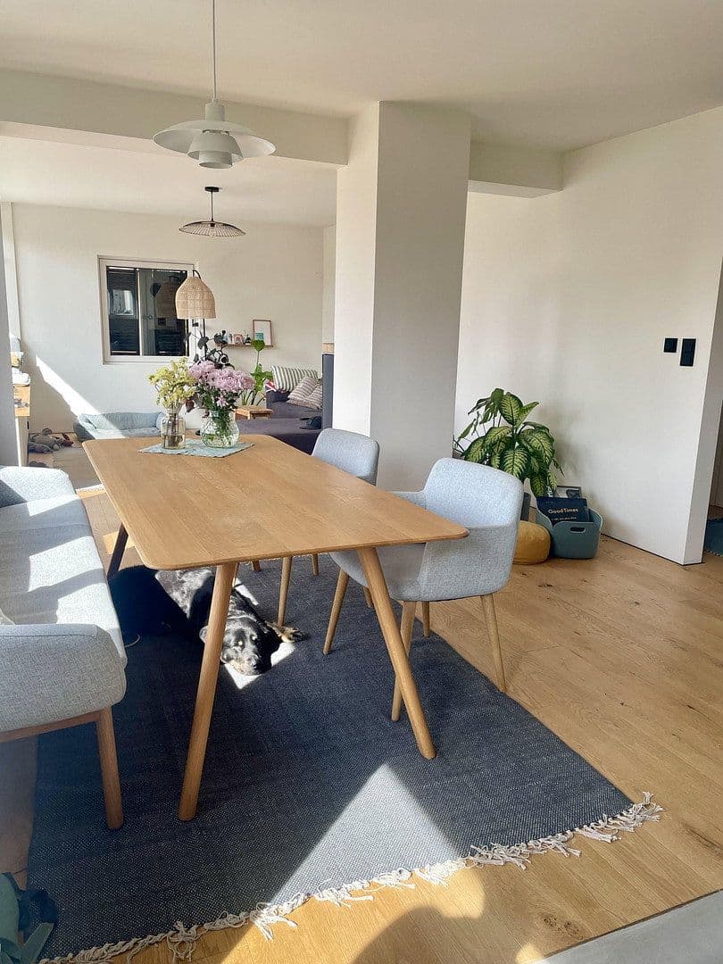 Prodej domu 125 m², pozemek 536 m², Roth, Bavorsko Prodej domu 125 m², pozemek 536 m², Roth, Bavorsko