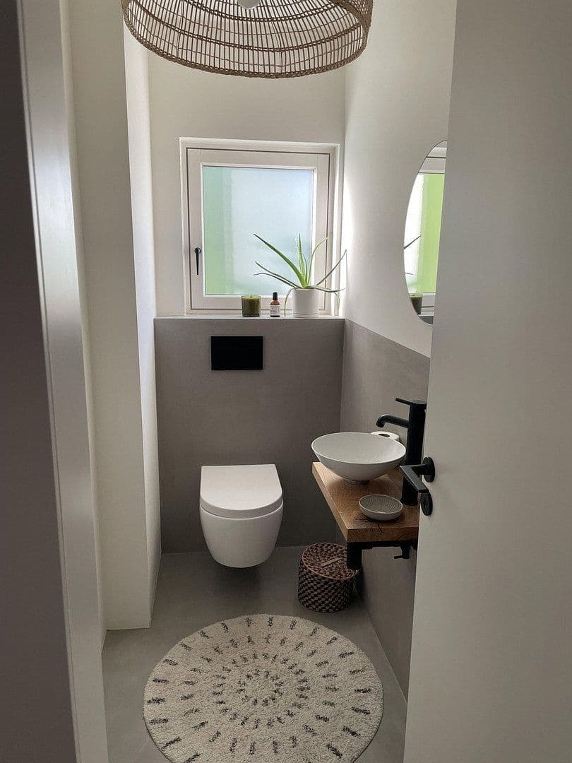 Prodej domu 125 m², pozemek 536 m², Roth, Bavorsko Prodej domu 125 m², pozemek 536 m², Roth, Bavorsko