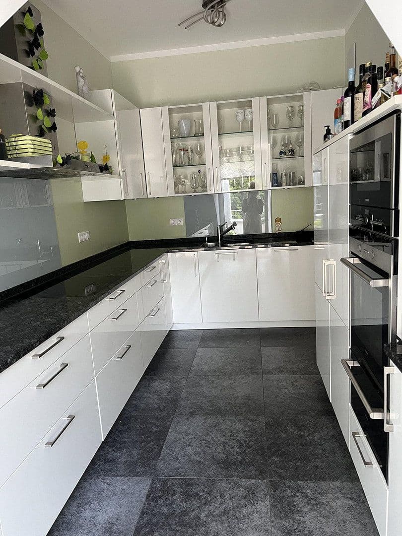 Prodej bytu 3+1 117 m², Maxhofstrasse 27, München, Bavorsko Prodej bytu 3+1 117 m², Maxhofstrasse 27, München, Bavorsko