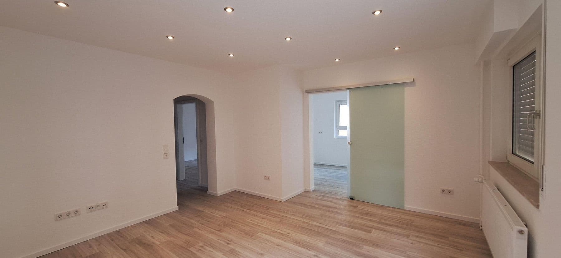 Pronájem bytu 2+1 61 m², Mannheim, Bádensko-Württembersko Pronájem bytu 2+1 61 m², Mannheim, Bádensko-Württembersko