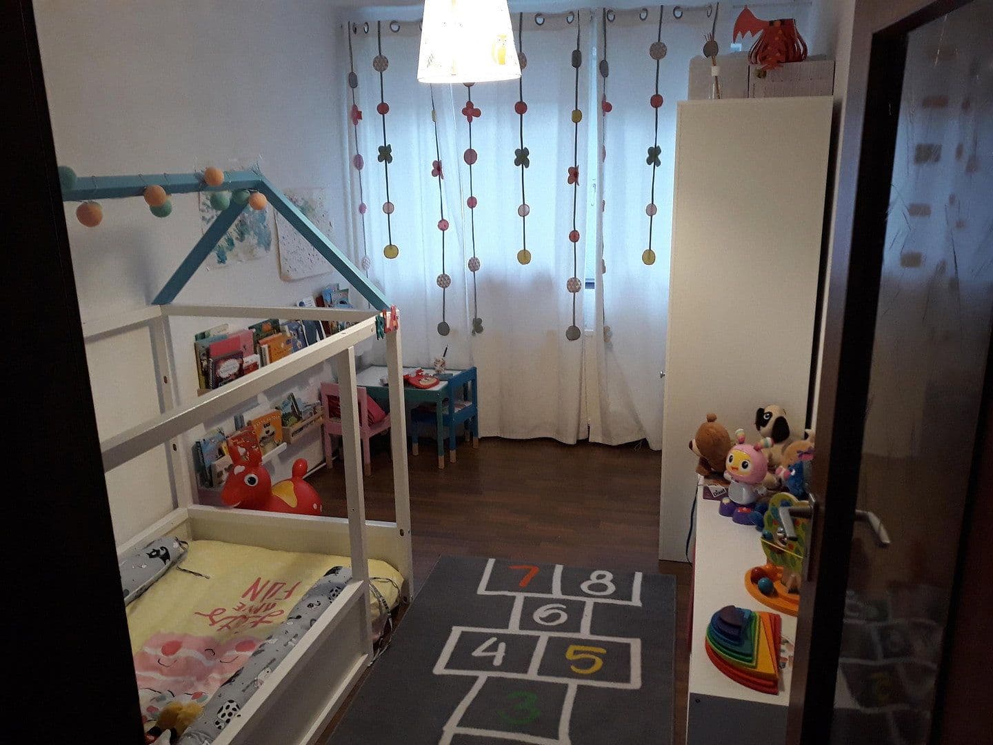 Pronájem bytu 4+1 120 m², Braunschweig, Dolní Sasko Pronájem bytu 4+1 120 m², Braunschweig, Dolní Sasko