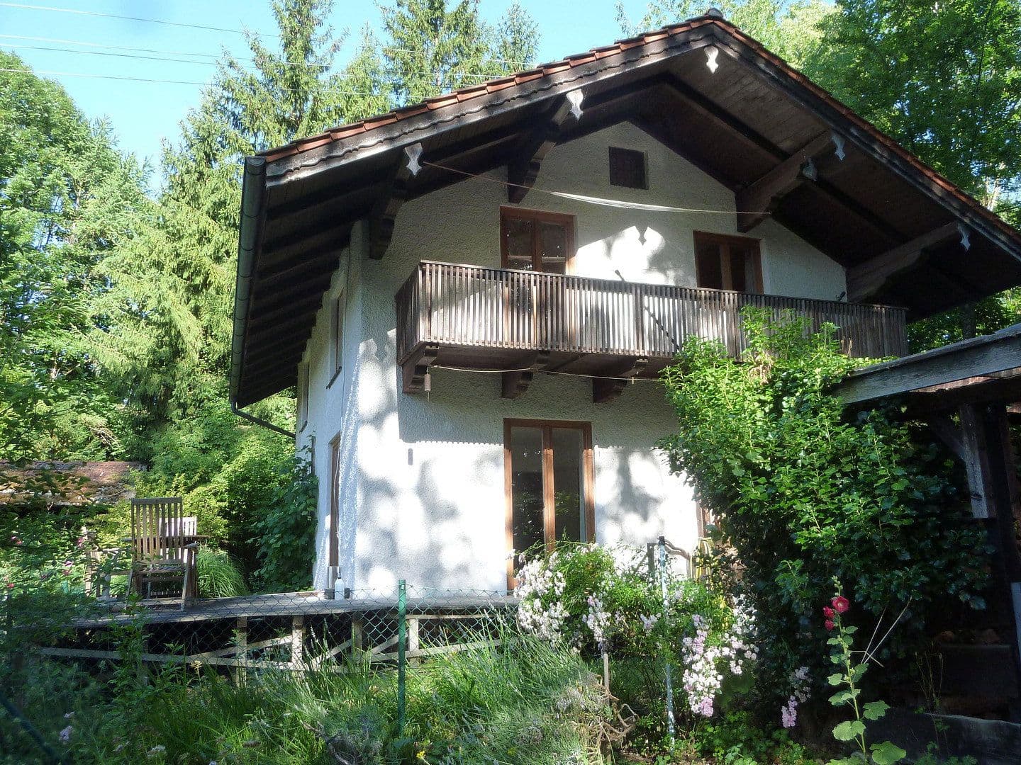 Prodej domu 105 m², pozemek 1.135 m², Übersee, Bavorsko Prodej domu 105 m², pozemek 1.135 m², Übersee, Bavorsko