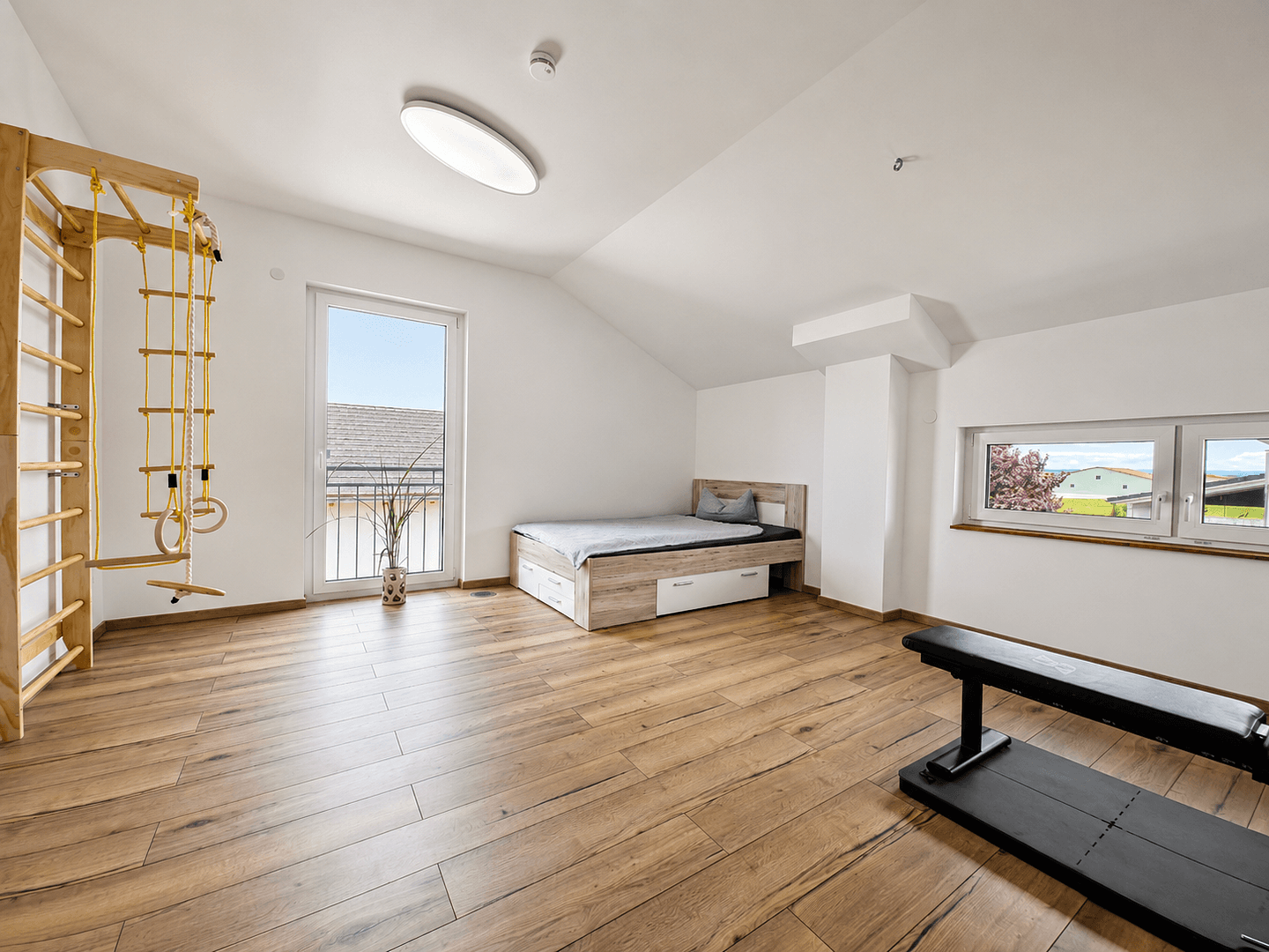 Prodej domu 217 m², pozemek 738 m², Reisbach, Bavorsko Prodej domu 217 m², pozemek 738 m², Reisbach, Bavorsko