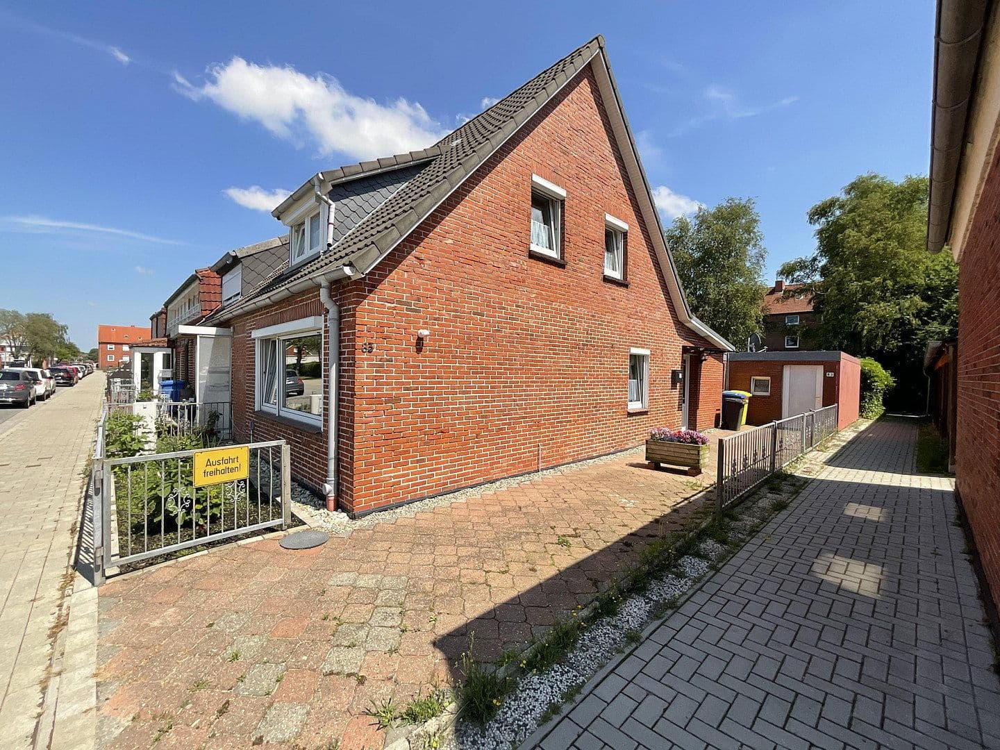 Prodej domu 117 m², pozemek 260 m², Althusiusstr. 83, Emden, Dolní Sasko Prodej domu 117 m², pozemek 260 m², Althusiusstr. 83, Emden, Dolní Sasko