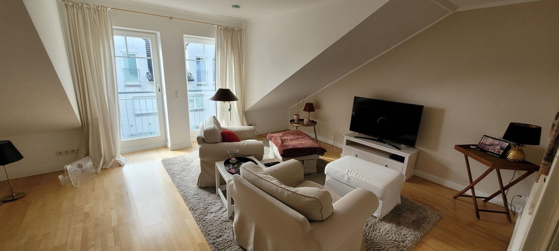Prodej domu 178 m², pozemek 189 m², Hamburg, Hamburg Prodej domu 178 m², pozemek 189 m², Hamburg, Hamburg