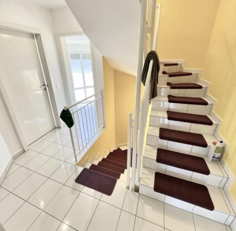 Pronájem domu 160 m², pozemek 60 m², Ingolstadt, Bavorsko Pronájem domu 160 m², pozemek 60 m², Ingolstadt, Bavorsko