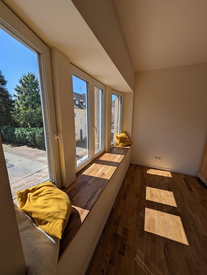 Prodej bytu 3+1 93 m², Trier, Porýní-Falc Prodej bytu 3+1 93 m², Trier, Porýní-Falc