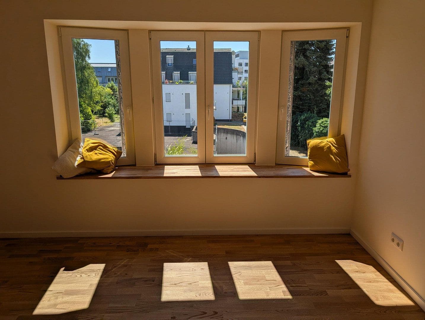 Prodej bytu 3+1 93 m², Trier, Porýní-Falc Prodej bytu 3+1 93 m², Trier, Porýní-Falc