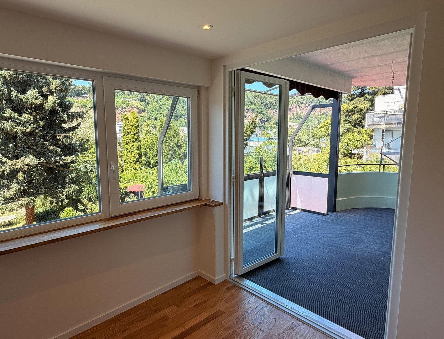 Prodej bytu 3+1 93 m², Trier, Porýní-Falc Prodej bytu 3+1 93 m², Trier, Porýní-Falc