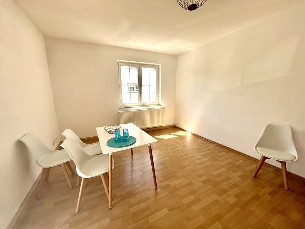 Pronájem bytu 1+1 15 m², Markomannenstr. 27, Stuttgart, Bádensko-Württembersko Pronájem bytu 1+1 15 m², Markomannenstr. 27, Stuttgart, Bádensko-Württembersko