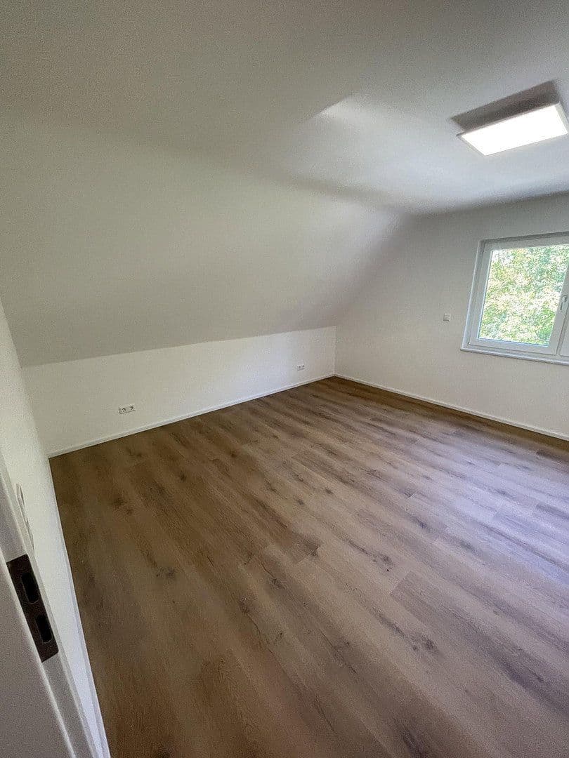Pronájem bytu 2+1 55 m², Ludwigsburg, Bádensko-Württembersko Pronájem bytu 2+1 55 m², Ludwigsburg, Bádensko-Württembersko