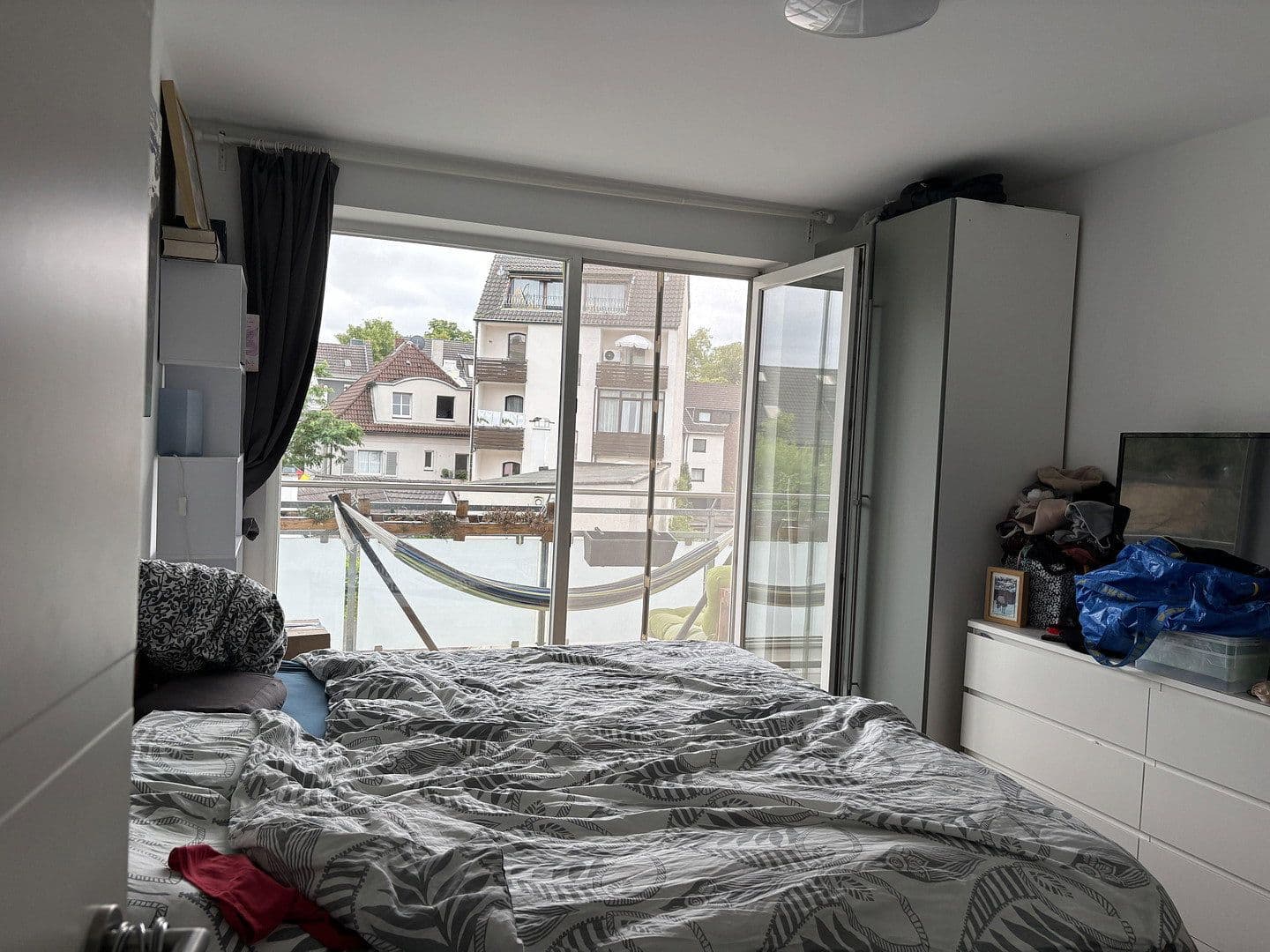 Pronájem bytu 3+1 82 m², Marbacher Str. 13, Düsseldorf, Severní Porýní-Vestfálsko Pronájem bytu 3+1 82 m², Marbacher Str. 13, Düsseldorf, Severní Porýní-Vestfálsko