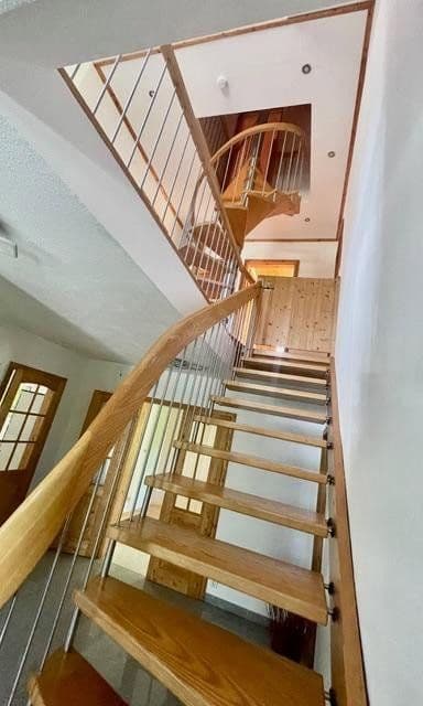 Prodej domu 250 m², pozemek 440 m², Reinfeld, Šlesvicko-Holštýnsko Prodej domu 250 m², pozemek 440 m², Reinfeld, Šlesvicko-Holštýnsko
