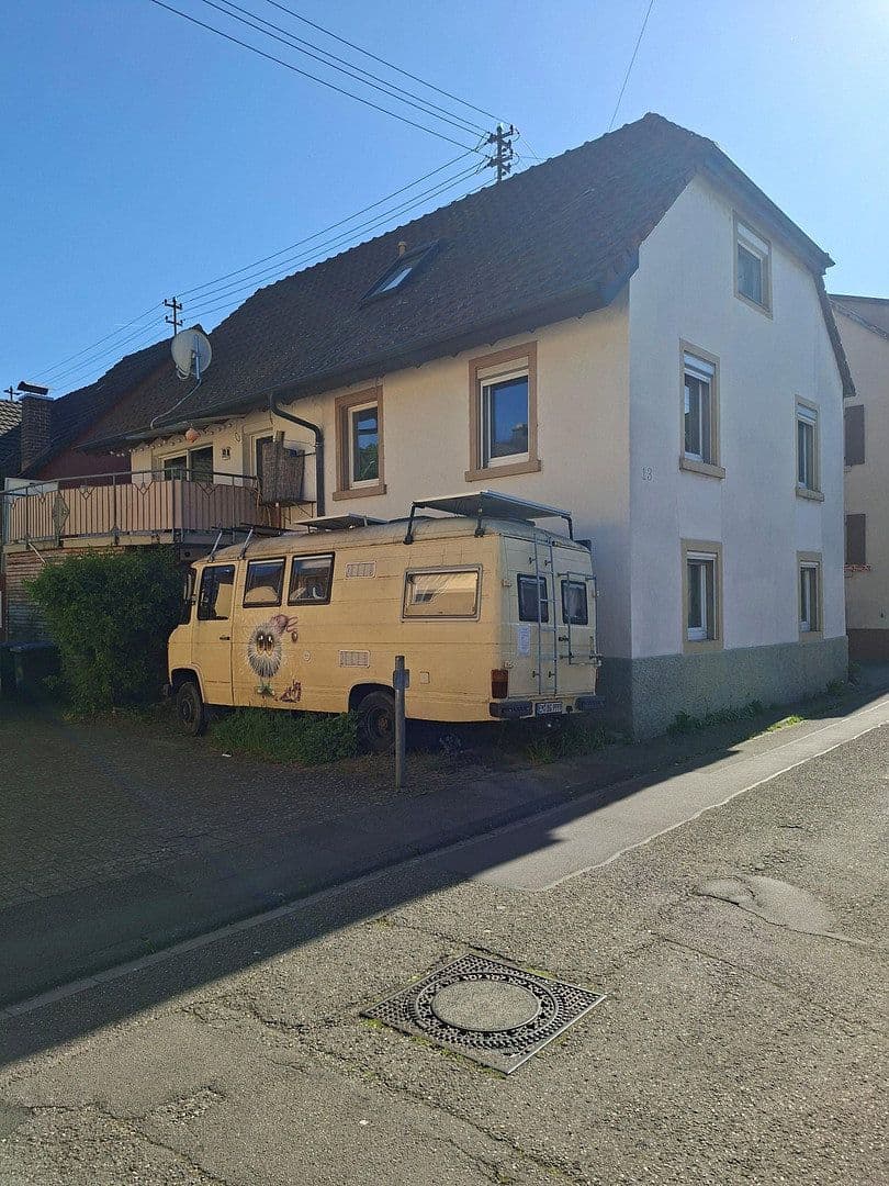 Prodej domu 198 m², pozemek 167 m², Herbolzheim, Bádensko-Württembersko Prodej domu 198 m², pozemek 167 m², Herbolzheim, Bádensko-Württembersko