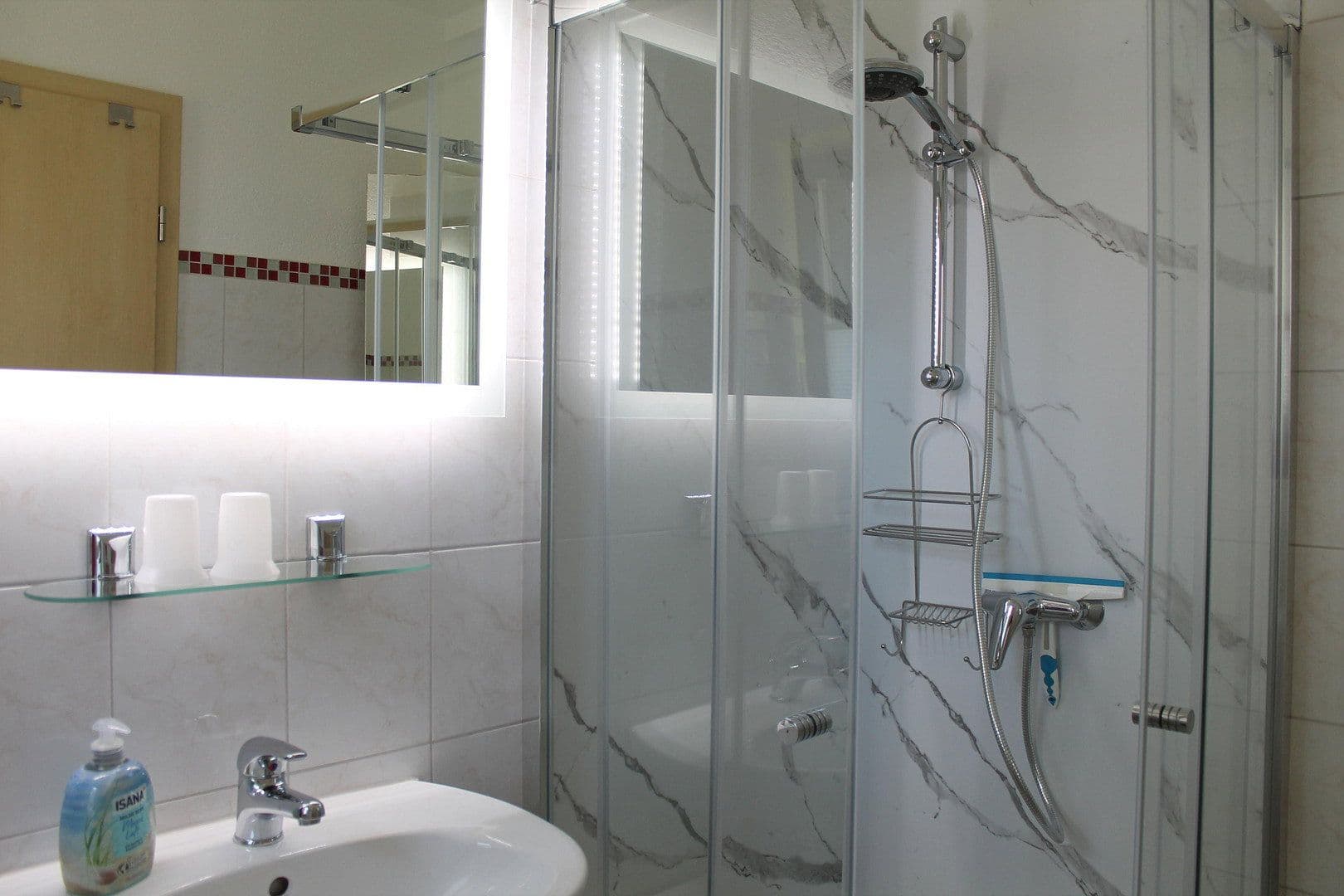 Prodej domu 210 m², pozemek 840 m², Prerow, Mecklenburg-Vorpommern Prodej domu 210 m², pozemek 840 m², Prerow, Mecklenburg-Vorpommern