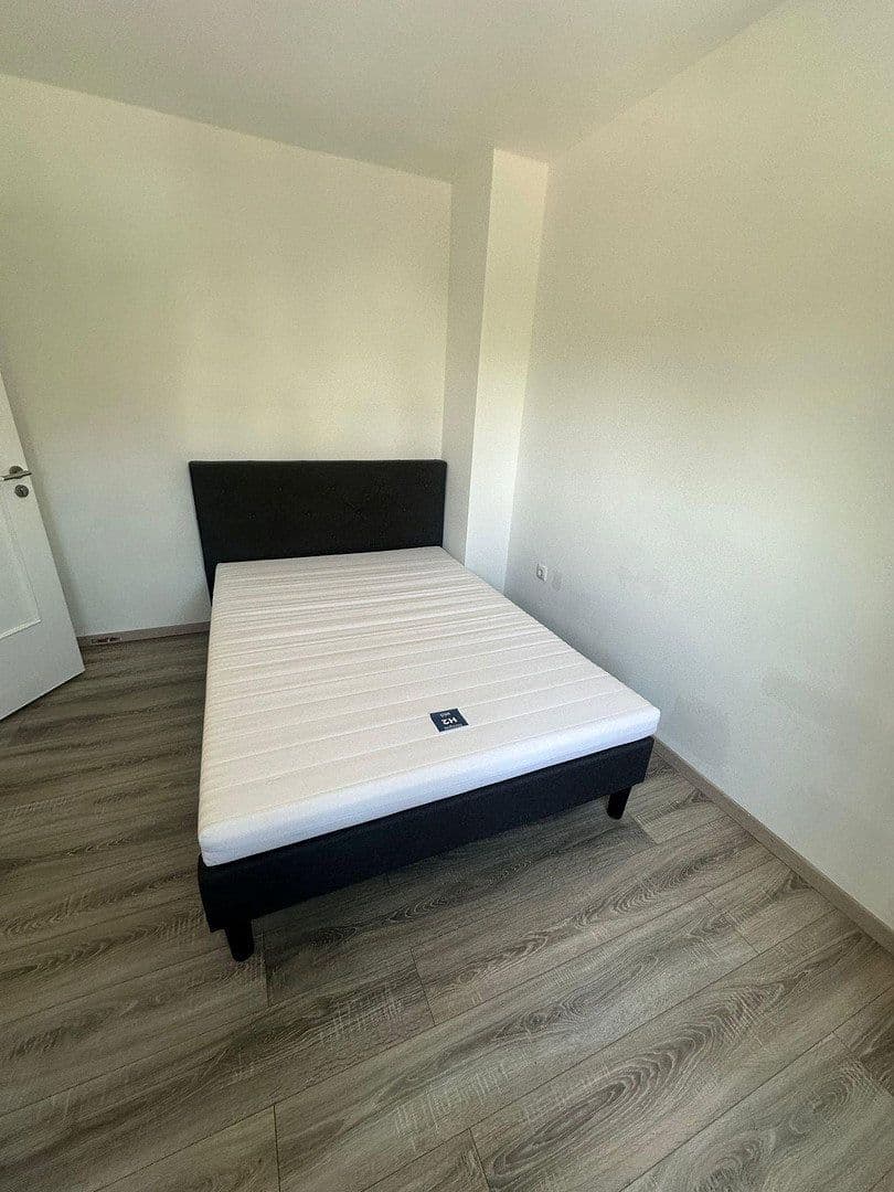 Pronájem bytu 12 m², Frankfurt, Hessen Pronájem bytu 12 m², Frankfurt, Hessen