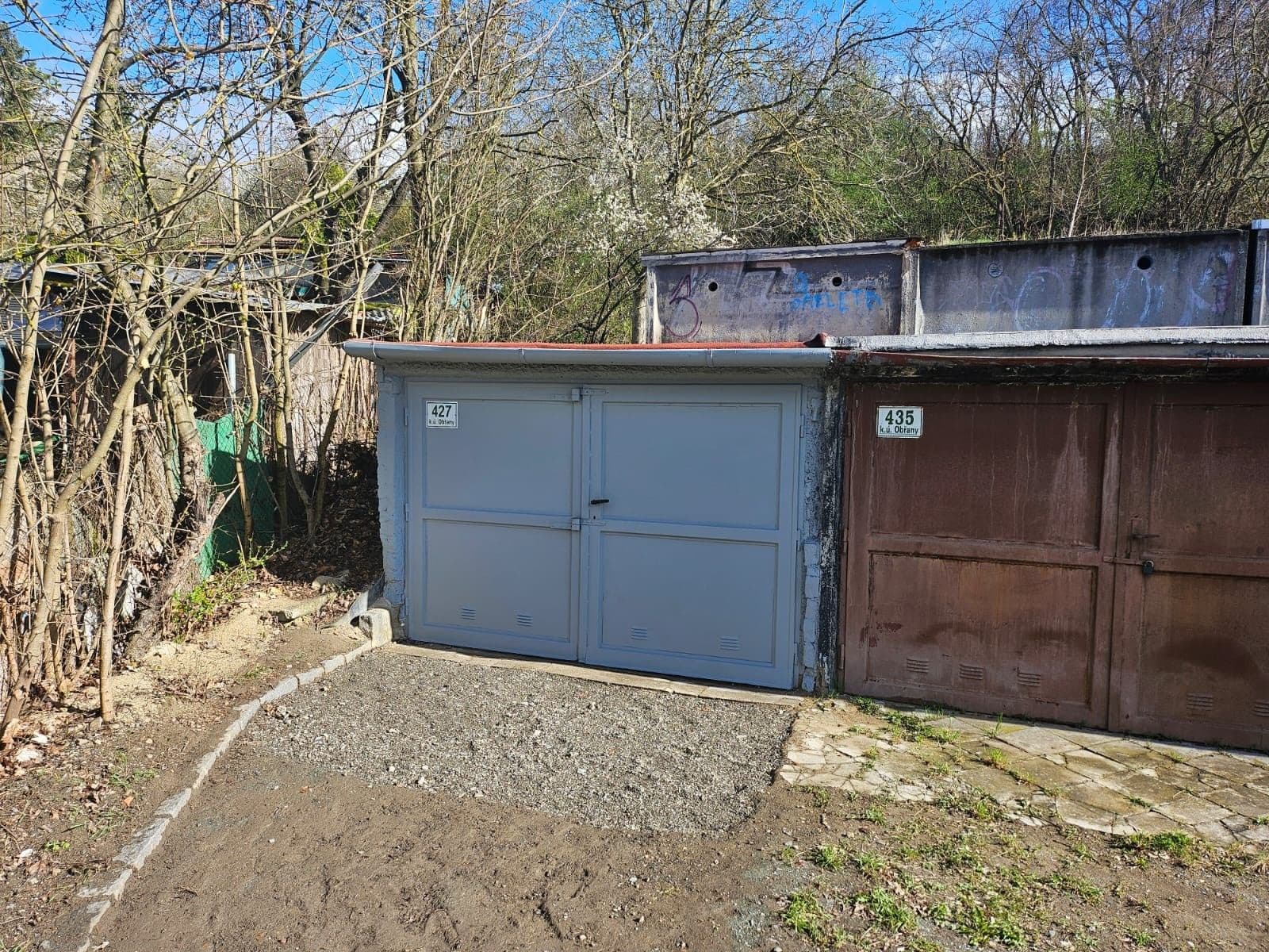 Prodej garáže 19 m², Brno, Jihomoravský kraj Prodej garáže 19 m², Brno, Jihomoravský kraj