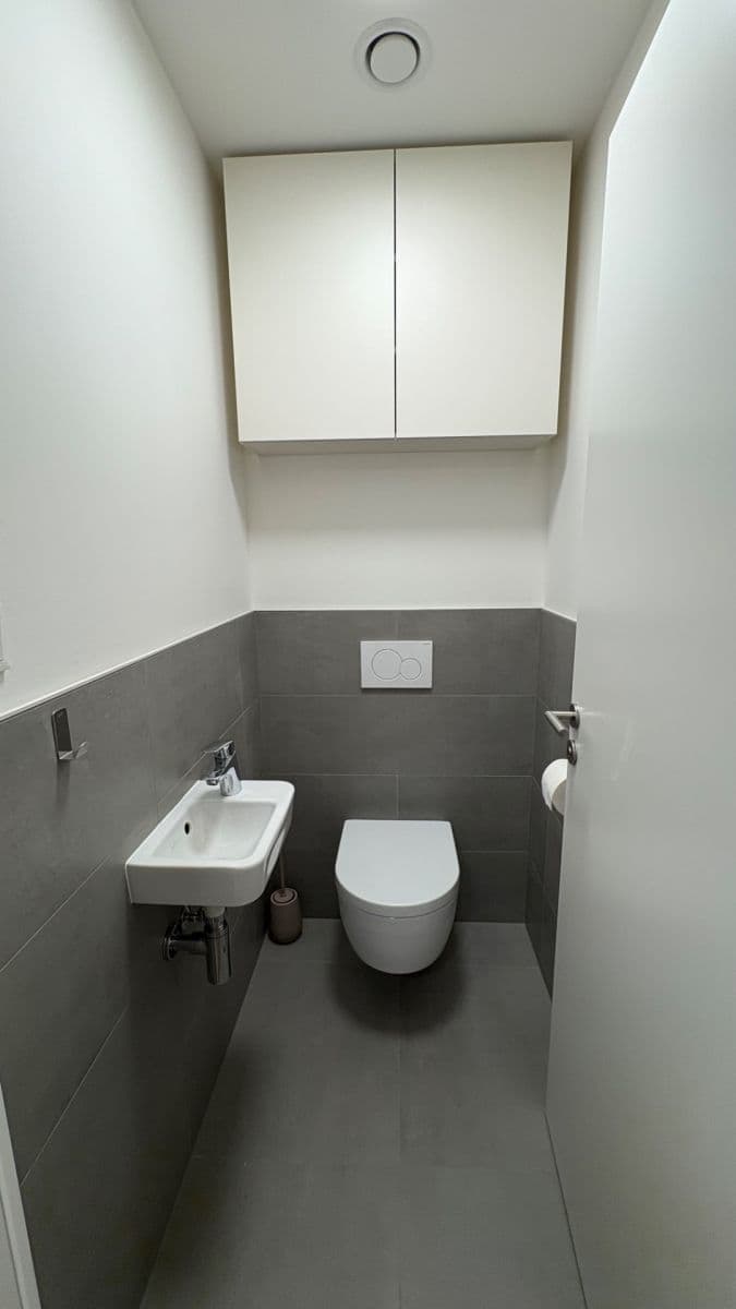 Pronájem bytu 2+kk 55 m², Bystrcká, Brno, Jihomoravský kraj Pronájem bytu 2+kk 55 m², Bystrcká, Brno, Jihomoravský kraj