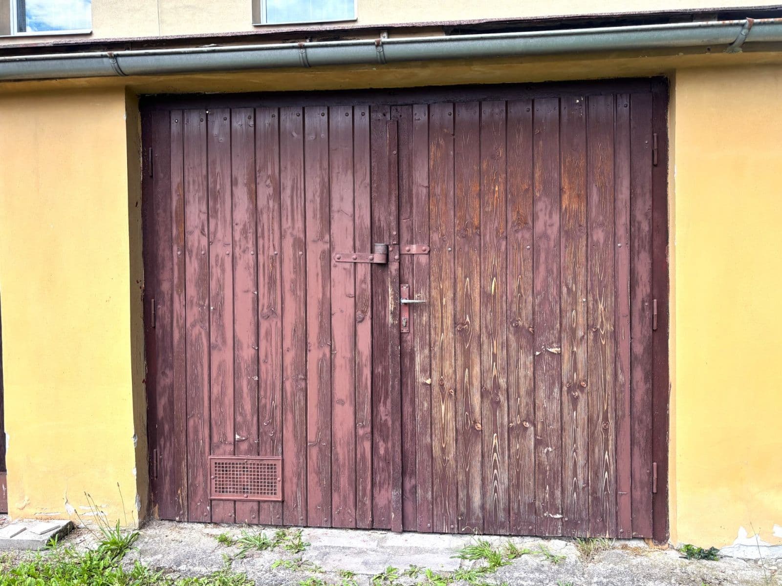Prodej garáže 18 m², Liberec, Liberecký kraj Prodej garáže 18 m², Liberec, Liberecký kraj