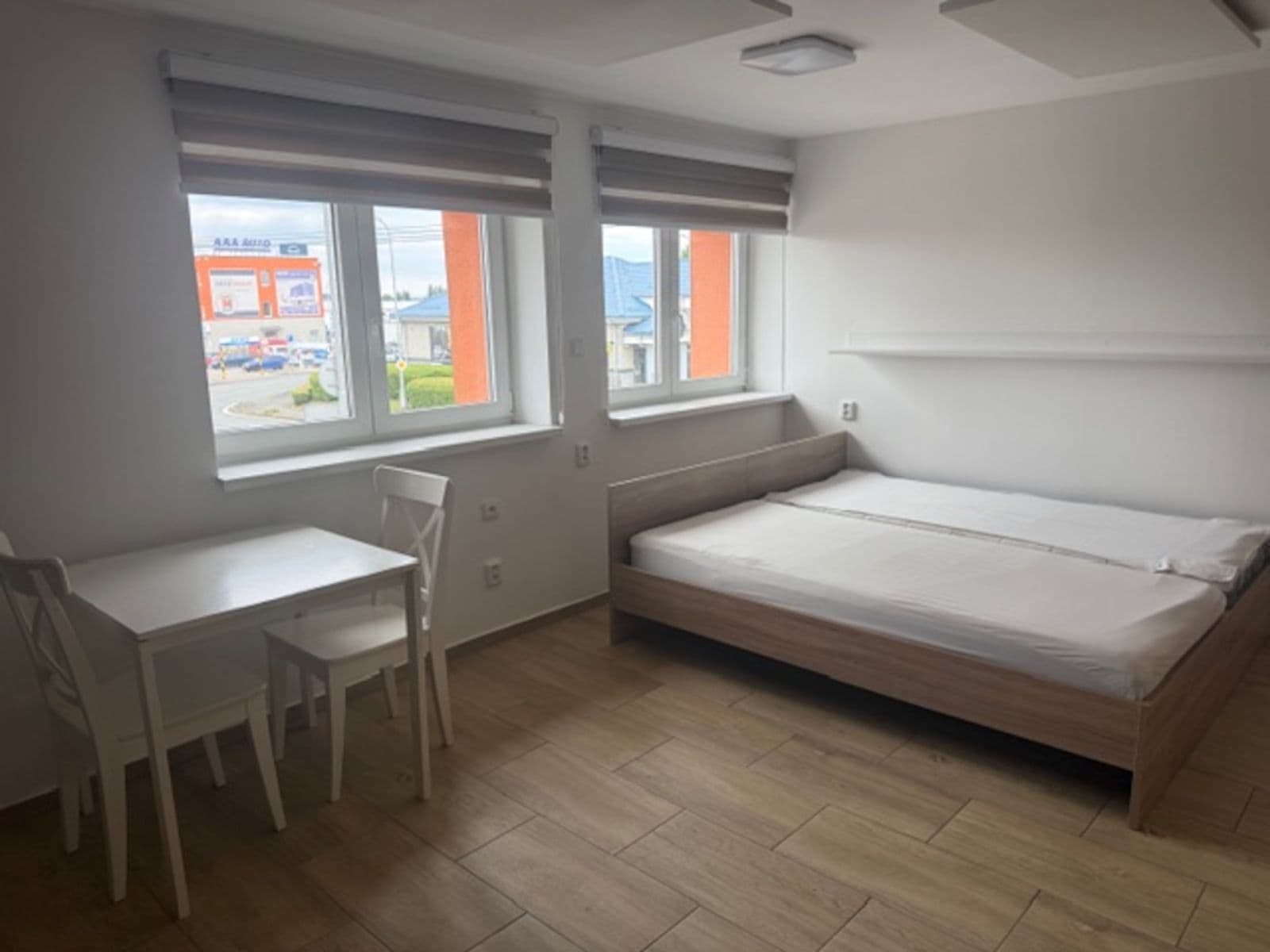 Pronájem bytu Garsoniéra 28 m², Koutníkova, Hradec Králové, Královéhradecký kraj Pronájem bytu Garsoniéra 28 m², Koutníkova, Hradec Králové, Královéhradecký kraj