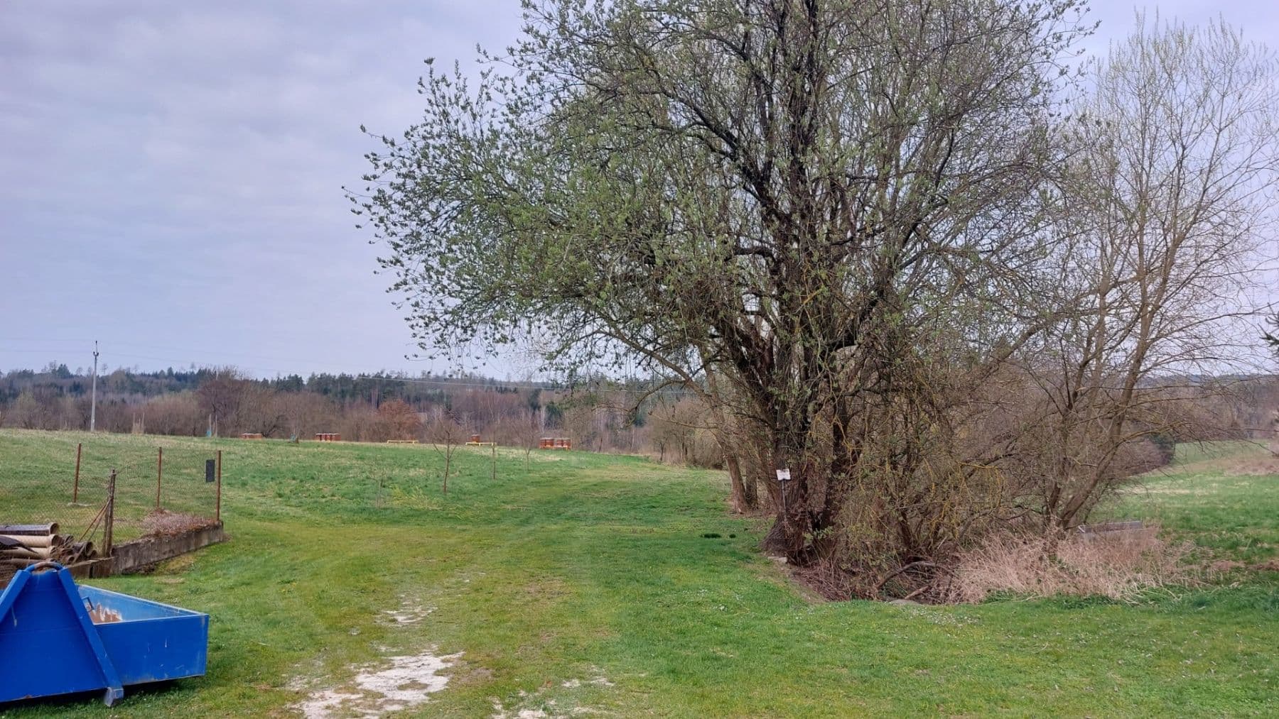Prodej pozemku 2.723 m², Loket, Středočeský kraj Prodej pozemku 2.723 m², Loket, Středočeský kraj