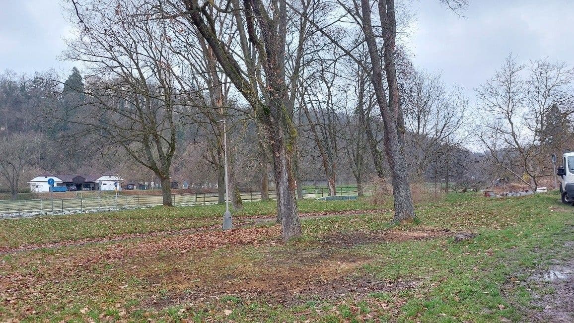 Prodej pozemku 7.743 m², Třeboňská, Hluboká nad Vltavou, Jihočeský kraj Prodej pozemku 7.743 m², Třeboňská, Hluboká nad Vltavou, Jihočeský kraj