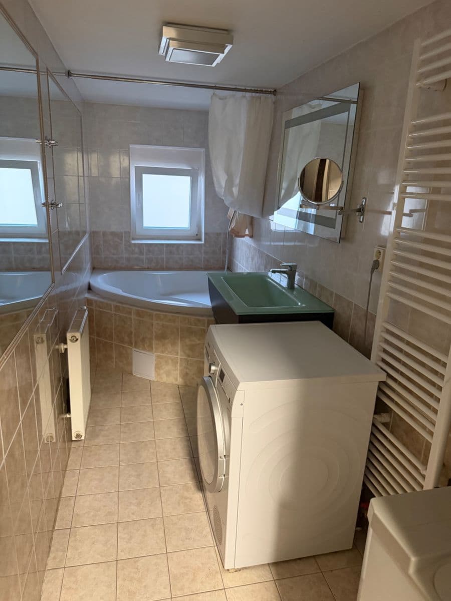 Pronájem bytu 4+kk 146 m², Hradeckých, Praha, Praha Pronájem bytu 4+kk 146 m², Hradeckých, Praha, Praha