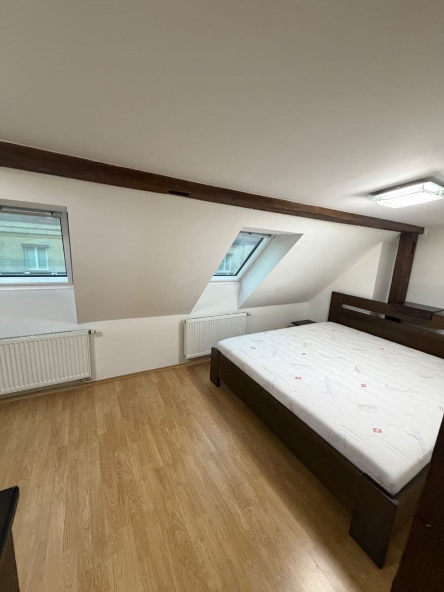 Pronájem bytu 4+kk 146 m², Hradeckých, Praha, Praha Pronájem bytu 4+kk 146 m², Hradeckých, Praha, Praha