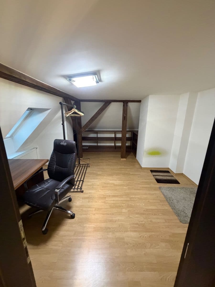 Pronájem bytu 4+kk 146 m², Hradeckých, Praha, Praha Pronájem bytu 4+kk 146 m², Hradeckých, Praha, Praha