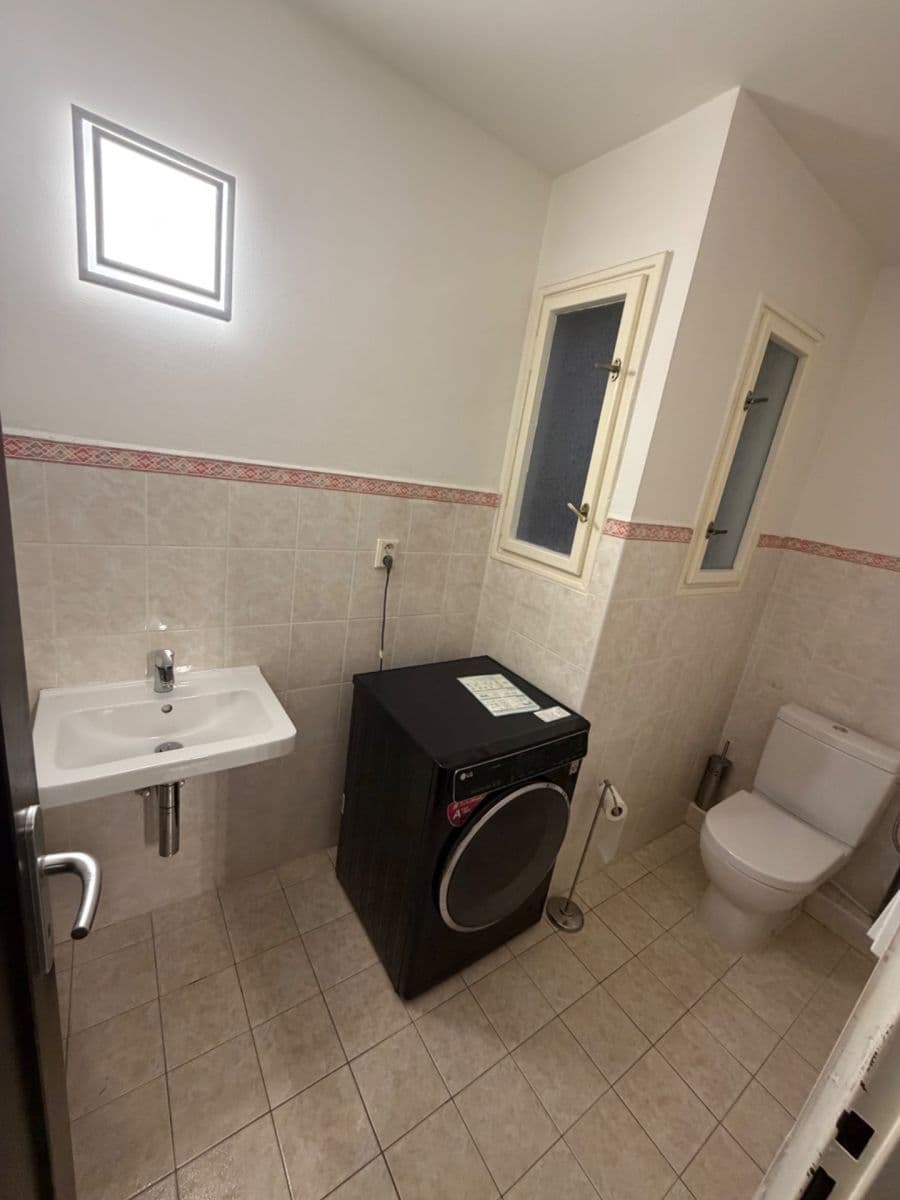 Pronájem bytu 4+kk 146 m², Hradeckých, Praha, Praha Pronájem bytu 4+kk 146 m², Hradeckých, Praha, Praha