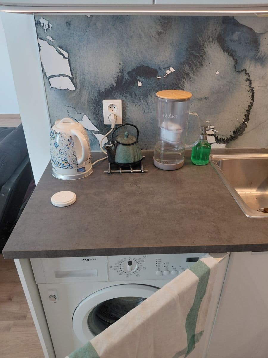 Pronájem bytu 1+kk 27 m², Hornoměcholupská, Praha, Praha Pronájem bytu 1+kk 27 m², Hornoměcholupská, Praha, Praha