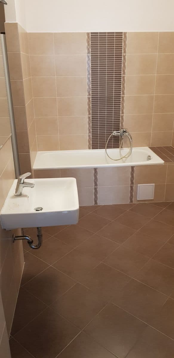 Pronájem bytu 2+kk 62 m², Thámova, Praha, Praha Pronájem bytu 2+kk 62 m², Thámova, Praha, Praha