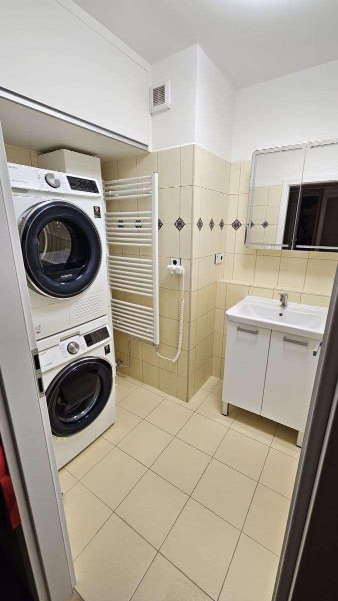 Prodej bytu 4+kk 105 m², Americká, Liberec, Liberecký kraj Prodej bytu 4+kk 105 m², Americká, Liberec, Liberecký kraj