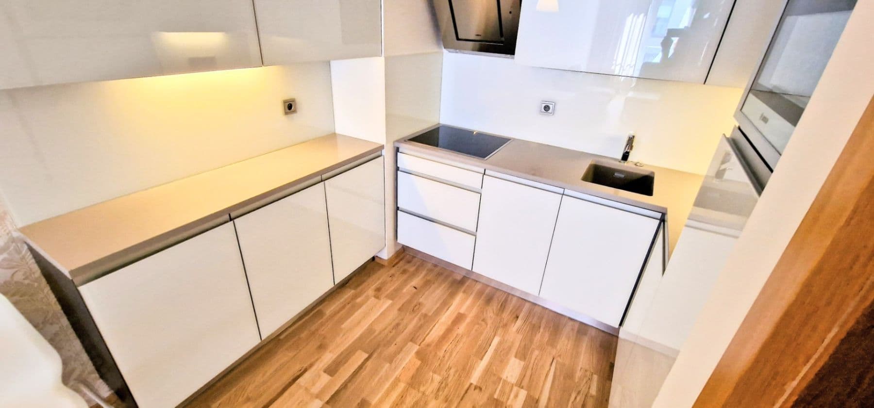 Pronájem bytu 2+kk 75 m², Karla Engliše, Praha, Praha Pronájem bytu 2+kk 75 m², Karla Engliše, Praha, Praha