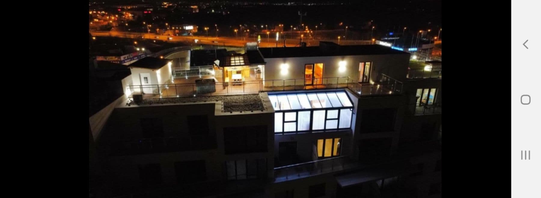 Pronájem bytu 4+1 370 m², Otýlie Beníškové, Plzeň, Plzeňský kraj Pronájem bytu 4+1 370 m², Otýlie Beníškové, Plzeň, Plzeňský kraj