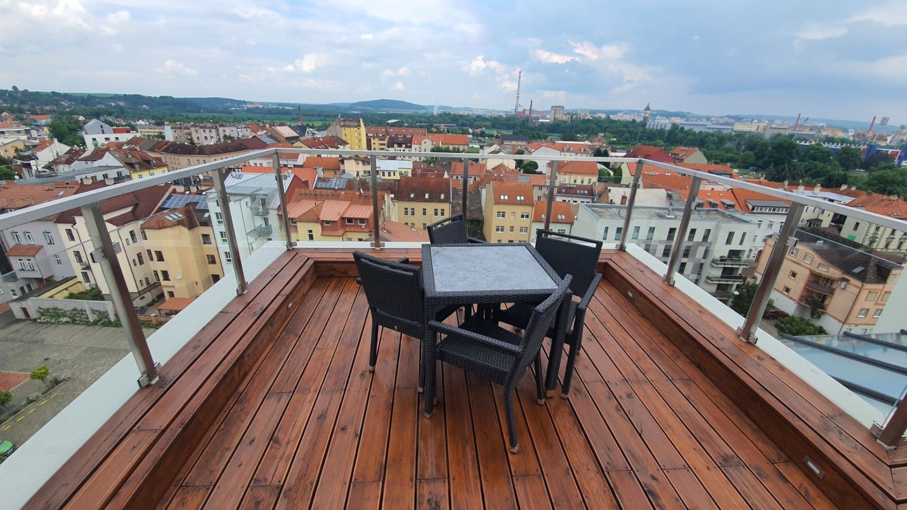 Pronájem bytu 4+1 370 m², Otýlie Beníškové, Plzeň, Plzeňský kraj Pronájem bytu 4+1 370 m², Otýlie Beníškové, Plzeň, Plzeňský kraj