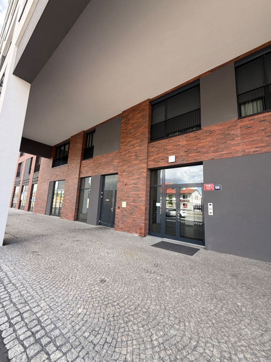 Pronájem bytu 1+kk 33 m², Poděbradská, Praha, Praha Pronájem bytu 1+kk 33 m², Poděbradská, Praha, Praha