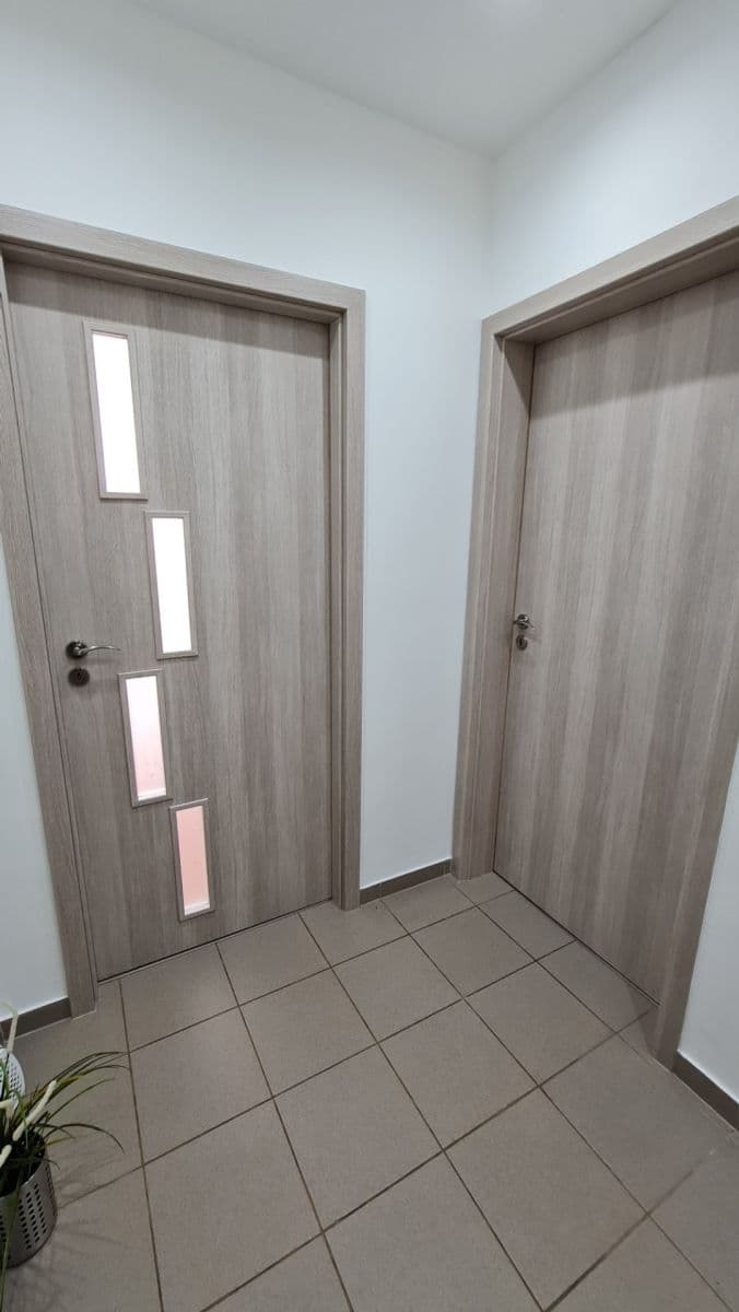 Pronájem bytu 2+kk 40 m², Hradecká, Česká Lípa, Liberecký kraj Pronájem bytu 2+kk 40 m², Hradecká, Česká Lípa, Liberecký kraj