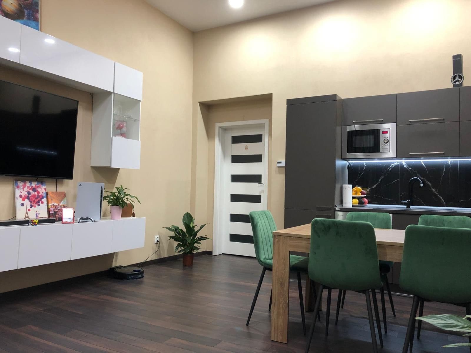 Pronájem bytu 3+kk 84 m², Rumunská, Liberec, Liberecký kraj Pronájem bytu 3+kk 84 m², Rumunská, Liberec, Liberecký kraj