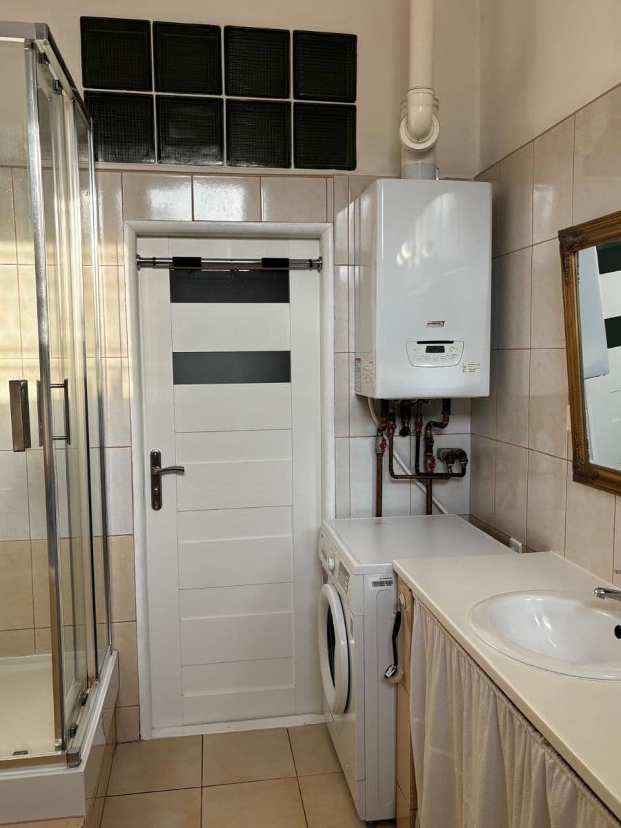 Pronájem bytu 3+kk 84 m², Rumunská, Liberec, Liberecký kraj Pronájem bytu 3+kk 84 m², Rumunská, Liberec, Liberecký kraj
